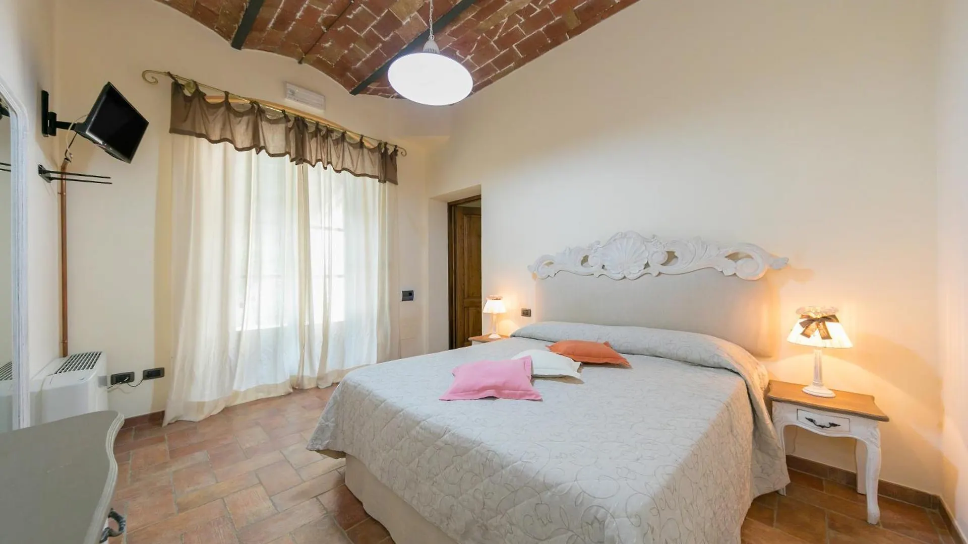 Podere Cafaggio Villa Monteverdi Marittimo Italy